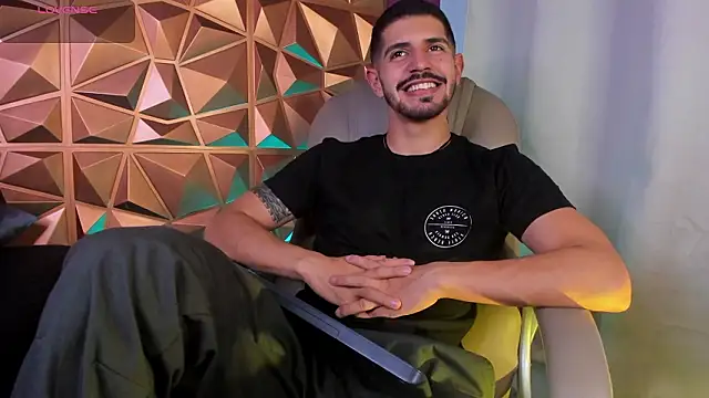 AlejandroStormm online show from February 15, 4:18 am