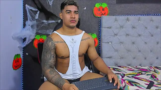 Snapshot of luigi_hot_ chatting on October 15, 10:56 am luigi hot online show from October 15, 10:56 am