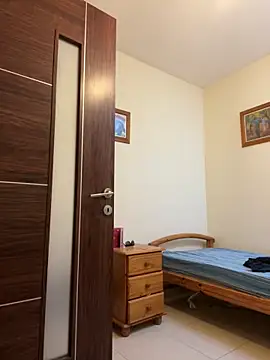 mikekmi21 online show from December 17, 2:35 pm