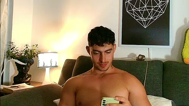 thomyafar online show from March 25, 5:11 am