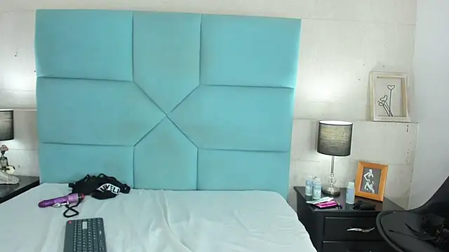 Snapshot of Maximiliano__Fire chatting on March 9, 7:15 pm Maximiliano Fire online show from March 9, 7:15 pm