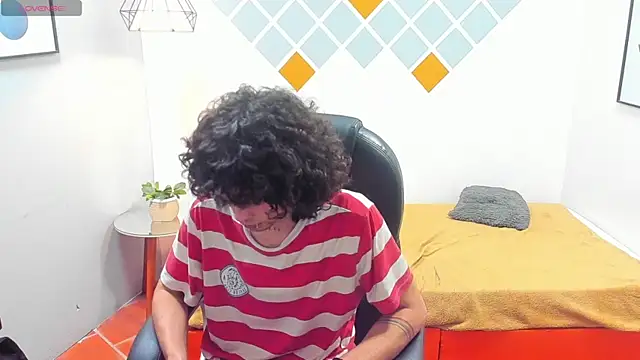 Snapshot of andres_ocasio chatting on September 28, 12:58 pm andres ocasio online show from September 28, 12:58 pm