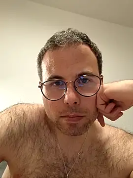 Simonudist online show from April 12, 7:26 pm