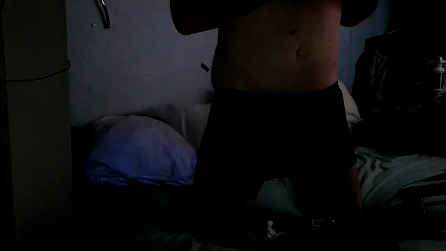 Snapshot of PornStro921 chatting on September 21, 7:41 am PornStro921 online show from September 21, 7:41 am