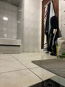 rogerdik76 online show from February 16, 6:11 am