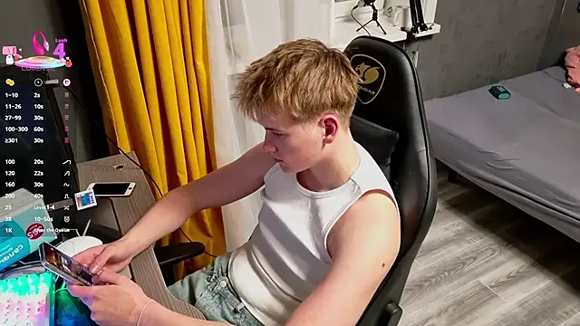 TaylerSigma online show from March 7, 2:12 pm