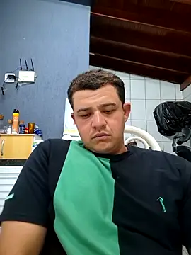 comcoroas online show from November 29, 1:40 am