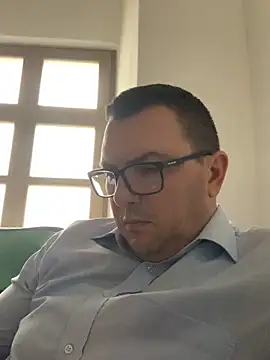 Snapshot of Mike8523 chatting on October 3, 6:51 am Mike8523 online show from October 3, 6:51 am