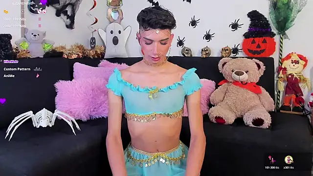 Snapshot of James_BrownT chatting on October 31, 5:16 pm James BrownT online show from October 31, 5:16 pm