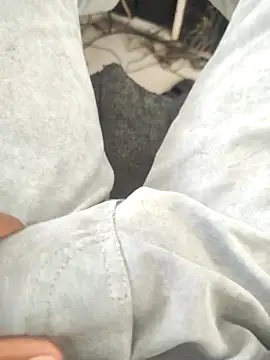 bbclip online show from November 2, 8:18 am