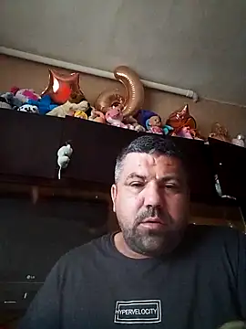Snapshot of Alexander18edd chatting on September 20, 6:02 am Alexander18edd online show from September 20, 6:02 am