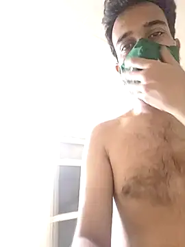 cuteboyhot18 online show from February 27, 12:56 pm