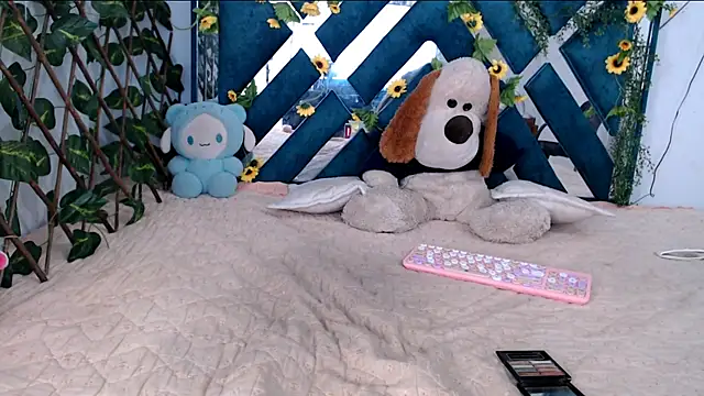 charly  evans online show from November 18, 3:21 am