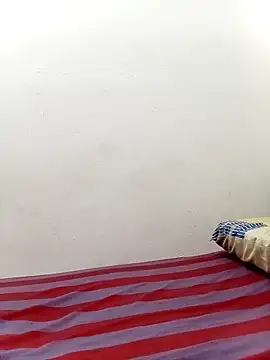 Snapshot of black77SL chatting on October 15, 6:15 pm black77SL online show from October 15, 6:15 pm