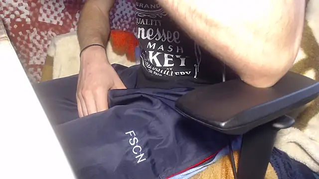 Snapshot of GreekDaddyNickOfficial chatting on November 1, 8:51 am GreekDaddyNickOfficial online show from November 1, 8:51 am