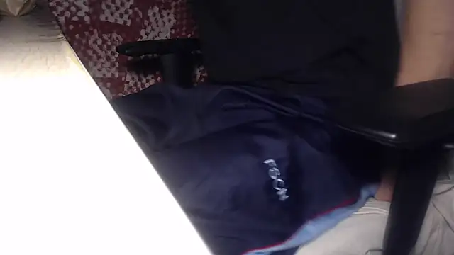 Snapshot of GreekDaddyNickOfficial chatting on October 27, 10:12 pm GreekDaddyNickOfficial online show from October 27, 10:12 pm