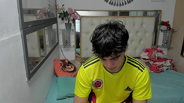 heiker  online show from October 27, 3:42 am