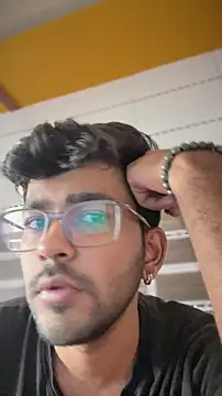 DoctorAlonee46 online show from October 28, 5:21 am