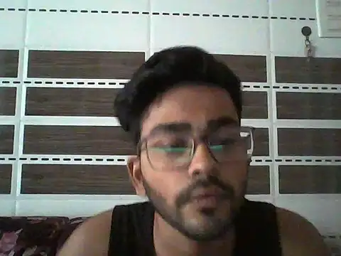 Snapshot of DoctorAlonee46 chatting on September 16, 6:25 am DoctorAlonee46 online show from September 16, 6:25 am