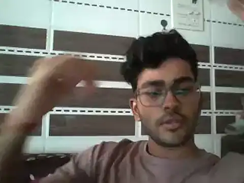 Snapshot of DoctorAlonee46 chatting on September 19, 7:42 am DoctorAlonee46 online show from September 19, 7:42 am