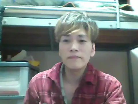 Snapshot of mgnhiroyuki chatting on March 1, 12:56 pm mgnhiroyuki online show from March 1, 12:56 pm