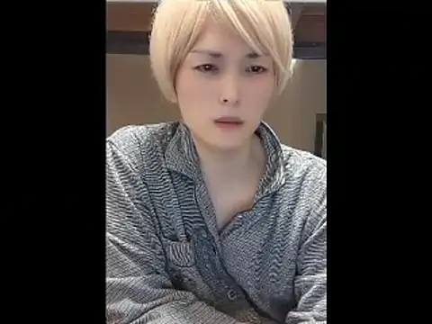 Snapshot of mgnhiroyuki chatting on October 27, 11:45 am mgnhiroyuki online show from October 27, 11:45 am