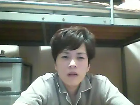 Snapshot of mgnhiroyuki chatting on September 9, 1:43 pm mgnhiroyuki online show from September 9, 1:43 pm