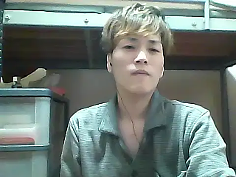 Snapshot of mgnhiroyuki chatting on March 9, 2:10 pm mgnhiroyuki online show from March 9, 2:10 pm