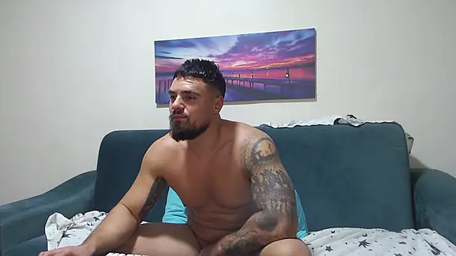 Snapshot of Tiberius_hunk chatting on October 12, 6:24 pm Tiberius hunk online show from October 12, 6:24 pm