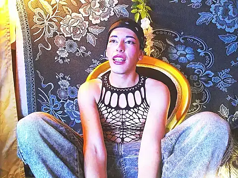 Andrew Wolff online show from November 8, 5:10 am