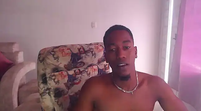 Snapshot of Dreamastercum_ chatting on March 12, 12:57 pm Dreamastercum online show from March 12, 12:57 pm