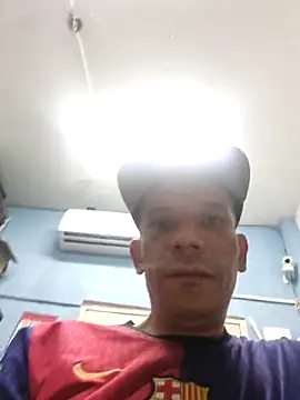 karlossan24 online show from October 21, 7:11 am