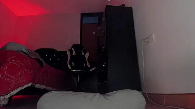 alex  montesco online show from January 10, 12:27 am