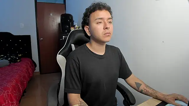 alex  montesco online show from January 9, 12:16 am