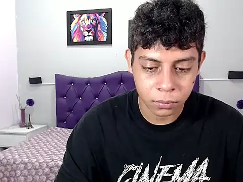 Snapshot of Alejandroo_22 chatting on October 2, 1:59 pm Alejandroo 22 online show from October 2, 1:59 pm