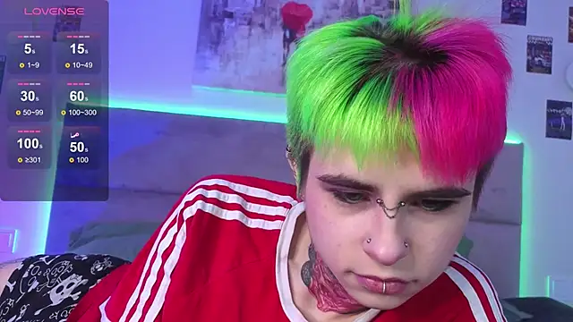 Snapshot of Alex_Vallley chatting on November 1, 11:31 pm Alex Vallley online show from November 1, 11:31 pm