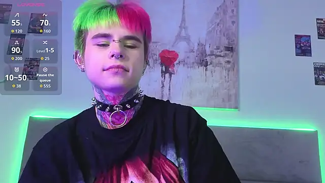 Snapshot of Alex_Vallley chatting on October 31, 11:08 pm Alex Vallley online show from October 31, 11:08 pm