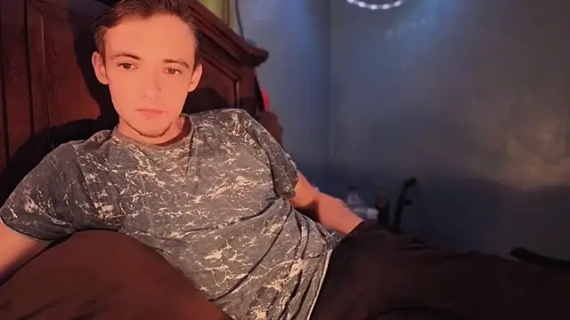 Ilovepussy1911 online show from April 30, 6:59 pm