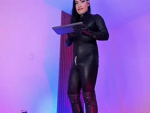 suprasexyjohn  online show from February 6, 6:38 pm