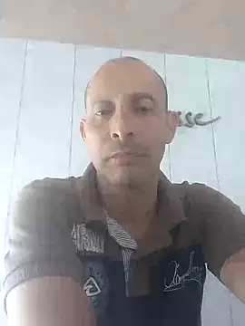 Snapshot of locotronalo chatting on March 4, 7:01 pm locotronalo online show from March 4, 7:01 pm