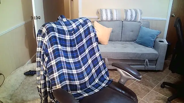 superbearboss online show from April 12, 7:04 pm