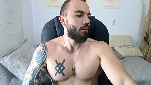 Isaac Carter online show from December 5, 1:29 pm