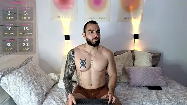 Snapshot of Isaac_Carter chatting on March 22, 10:28 am Isaac Carter online show from March 22, 10:28 am