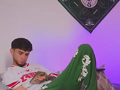 samevansx  online show from October 17, 2:32 pm