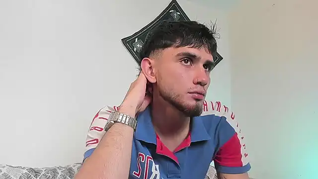 samevansx  online show from April 21, 6:47 pm