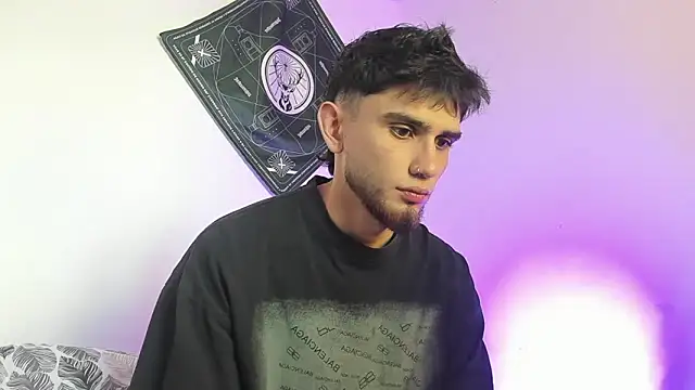 samevansx  online show from April 24, 7:49 pm