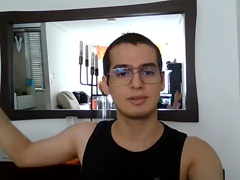 Thiagobb7 online show from March 7, 7:55 pm