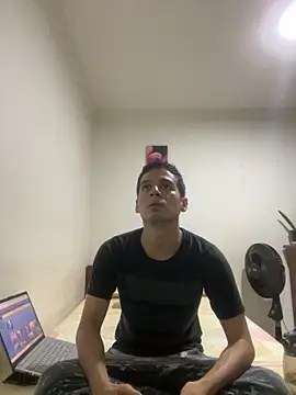 Thiagobb7 online show from September 22, 11:15 pm