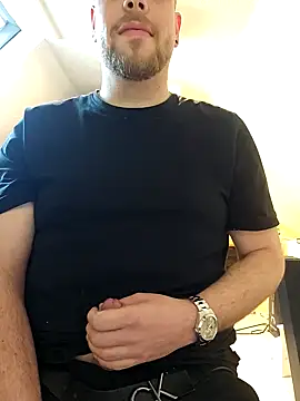 cumboy9501 online show from March 7, 9:40 am
