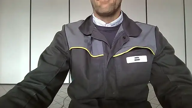 Snapshot of Simon_76 chatting on September 25, 3:22 pm Simon 76 online show from September 25, 3:22 pm